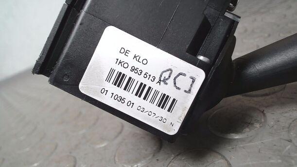 Foto: BLINKSCHALTER/ KOMBISCHALTER eines VW Golf 1.6 FSI GL