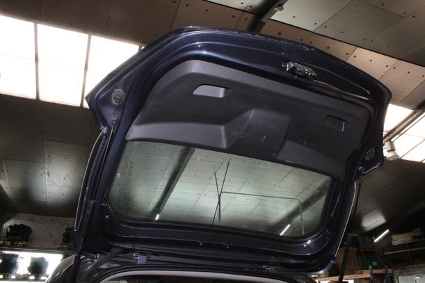 Foto: HECKKLAPPE /HECKDECKEL (2/3-Türer) eines Opel Corsa 1.0 12V GL
