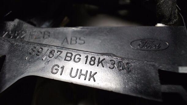 Foto: HEIZUNGSBETÄTIGUNG / HEIZUNGSREGLER eines Ford Sierra GL