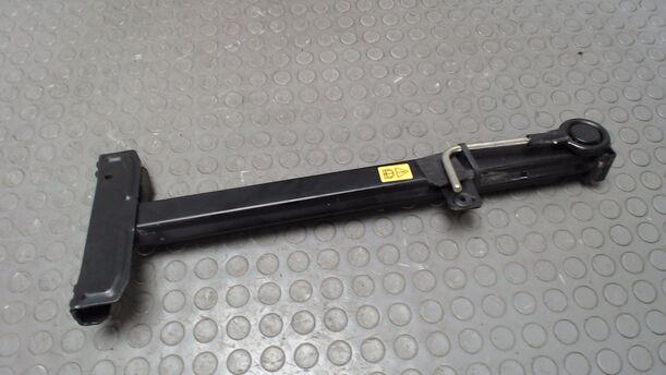 Foto: WAGENHEBER / BORDWERKZEUG eines Ford Sierra GL