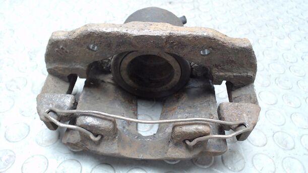 Foto: BREMSSATTEL VORN LINKS eines Ford Sierra GL