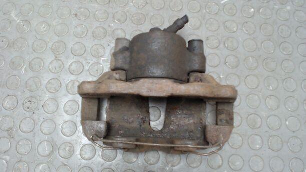 Foto: BREMSSATTEL VORN LINKS eines Ford Sierra GL