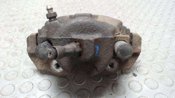 Foto: BREMSSATTEL VORN RECHTS eines Ford Sierra GL