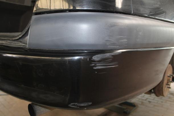 Foto: STOSSFÄNGER/ STOßSTANGE HINTEN ( COMBI ) eines Toyota Avensis 1.6 Combi GL