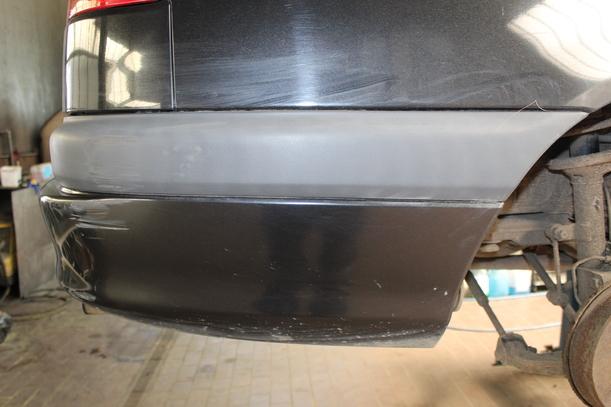 Foto: STOSSFÄNGER/ STOßSTANGE HINTEN ( COMBI ) eines Toyota Avensis 1.6 Combi GL