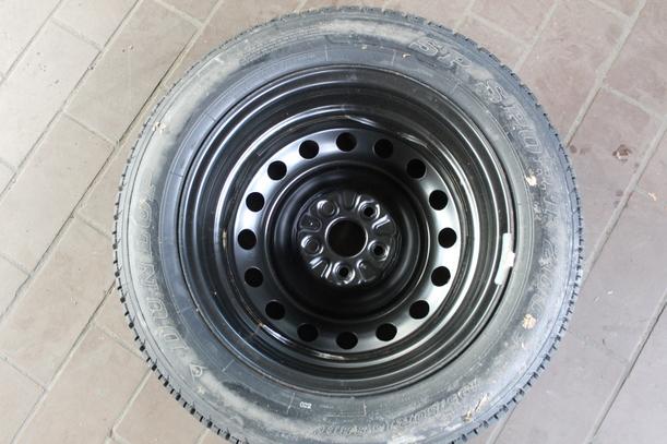 Foto: RESERVERAD 6x15 ET39 eines Toyota Avensis 1.6 Combi GL