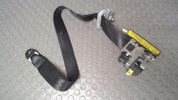 Foto: SICHERHEITSGURT VORN RECHTS ( COMBI ) eines Toyota Avensis 1.6 Combi GL