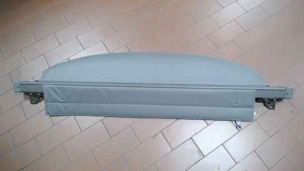 Foto: LADERAUMABDECKUNG ( COMBI ) eines Toyota Avensis 1.6 Combi GL