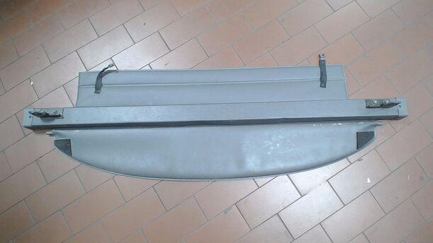 Foto: LADERAUMABDECKUNG ( COMBI ) eines Toyota Avensis 1.6 Combi GL