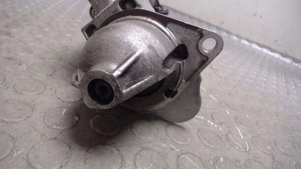 Foto: ANLASSER / STARTER  BOSCH eines Opel Corsa 1.0 12V GL