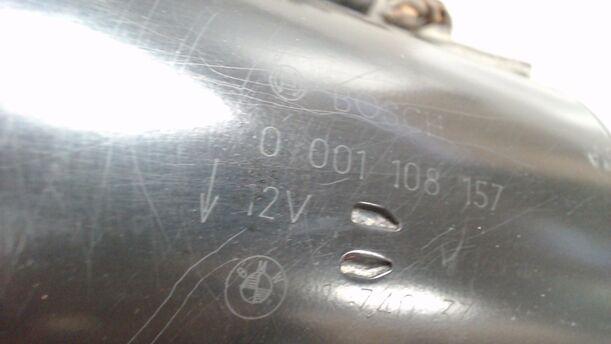 Foto: ANLASSER / STARTER  BOSCH eines BMW 520i GL