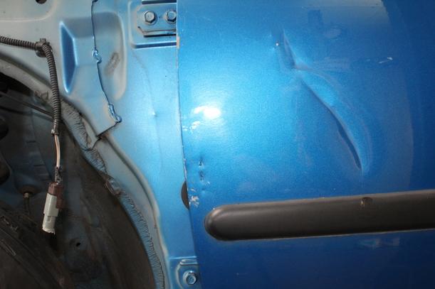 Foto: TÜR LINKS (BESCHÄDIGT) eines Citroen C1 1.0 GL