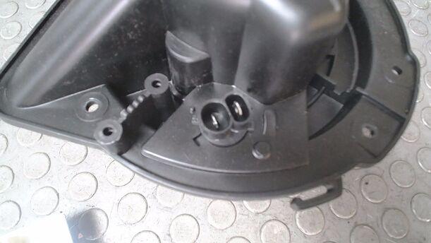 Foto: HEIZUNGSGEBLÄSE ( ZUBEHÖR/ TOPRAN ) eines VW Passat Variant 1.8 GL