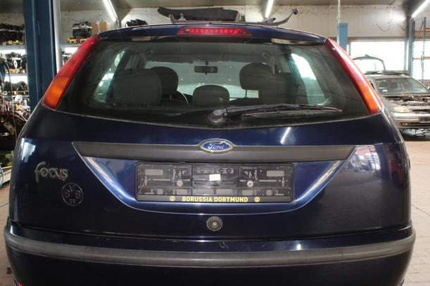 Foto: HECKKLAPPE / HECKDECKEL eines Ford Focus GL