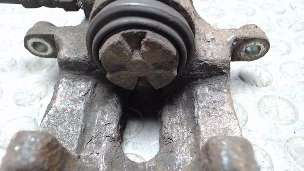 Foto: BREMSSATTEL HINTEN RECHTS eines Ford Focus GL