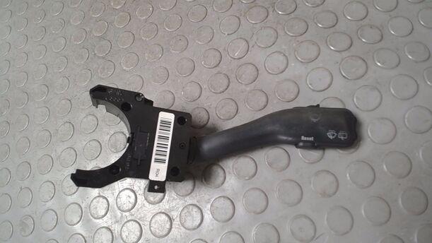 Foto: SCHEIBENWISCHERSCHALTER eines Audi A3 1.8 GL