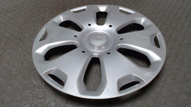 Foto: EINZELNE RADKAPPE / RADDECKEL 14 ZOLL eines Ford Focus GL