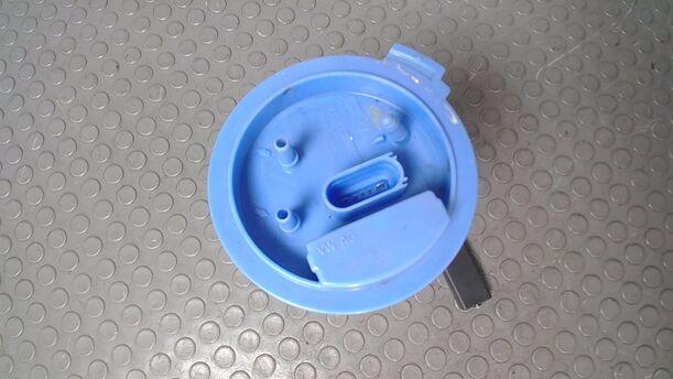 Foto: KRAFTSTOFFPUMPE eines VW Golf 1.6 FSI Automatik GL