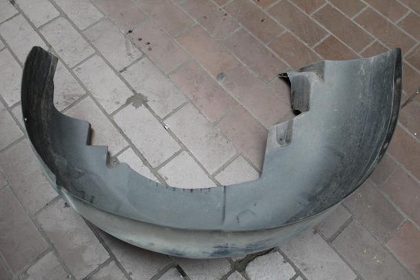 Foto: RADHAUSSCHALE / INNENKOTFLÜGEL HINTEN LINKS eines BMW X5 3.0 d GL