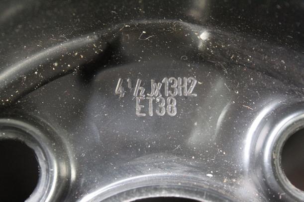 Foto: RESERVERAD 13 ZOLL eines VW Polo GL