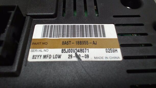 Foto: BORDCOMPUTRER / DISPLAY / BILDSCHIRM eines Ford Fiesta 1.25 GL