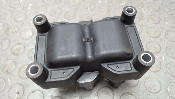 Foto: ZÜNDSPULE eines Ford Fiesta 1.25 GL