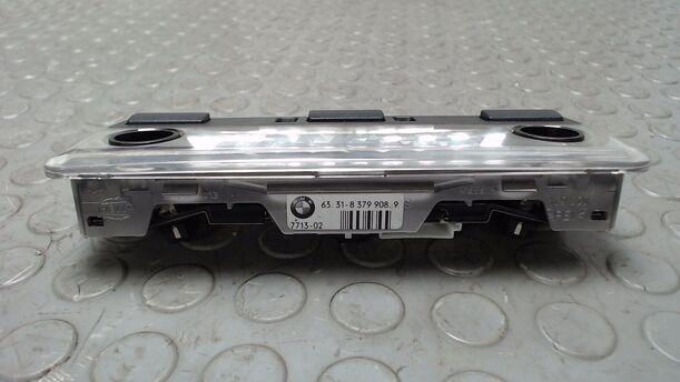 Foto: INNENBELEUCHTUNG HINTEN eines BMW X5 3.0 d GL