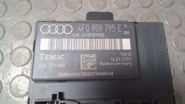 Foto: TÜRSTEUERGERÄT HINTEN LINKS eines Audi A6 allroad quattro 2.7 TDI tiptronic DPF GL