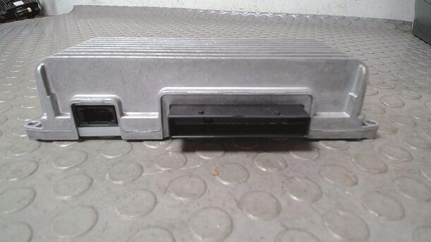 Foto: VERSTÄRKER eines Audi A6 allroad quattro 2.7 TDI tiptronic DPF GL