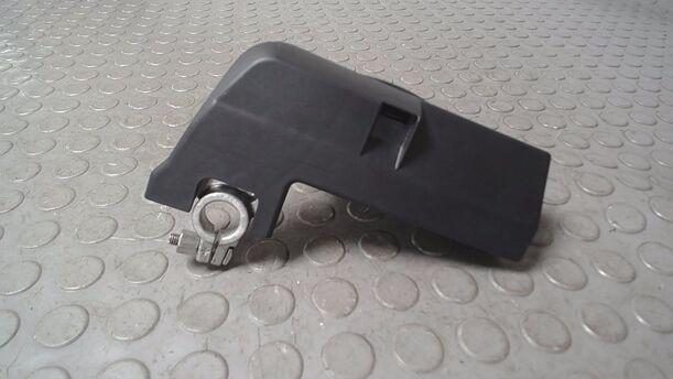 Foto: ZENTRALABSICHERUNG BATTERIE eines Audi A6 allroad quattro 2.7 TDI tiptronic DPF GL