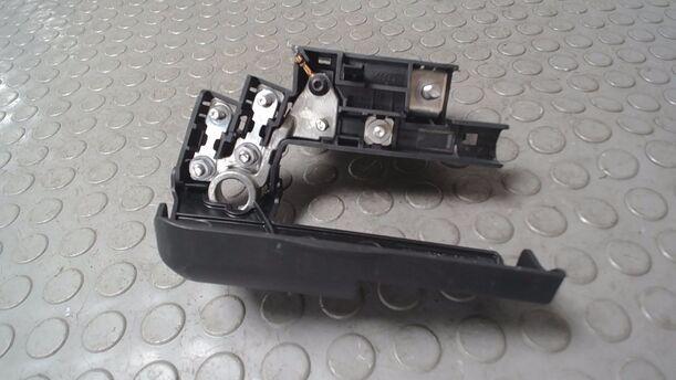 Foto: ZENTRALABSICHERUNG BATTERIE eines Audi A6 allroad quattro 2.7 TDI tiptronic DPF GL