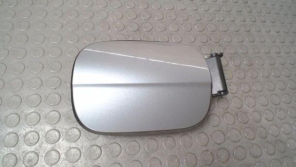 Foto: TANKKLAPPE/ TANKDECKEL eines Audi A6 allroad quattro 2.7 TDI tiptronic DPF GL