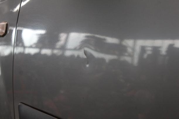 Foto: TÜR VORN LINKS (4/5-Türer) eines Hyundai Getz 1.1 GL