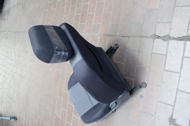 Foto: FAHRERSITZ (4/5-Türer) eines Hyundai Getz 1.1 GL