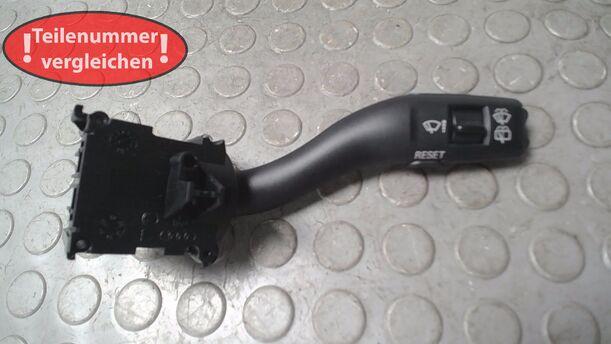 Foto: SCHEIBENWISCHERSCHALTER eines Audi A6 allroad quattro 2.7 TDI tiptronic DPF GL