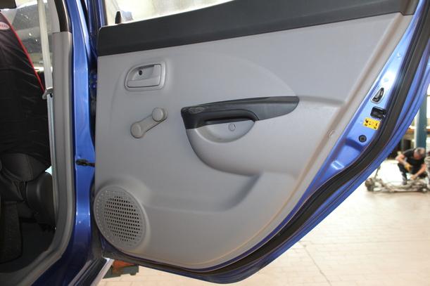 Foto: TÜR HINTEN RECHTS eines Kia Picanto 1.1 GL