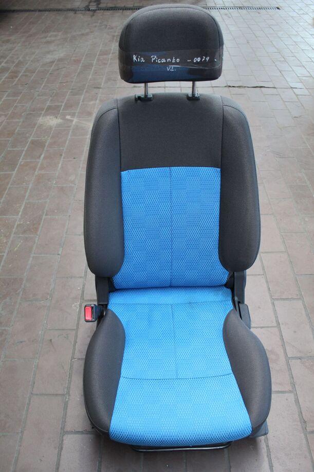 Foto: FAHRERSITZ / SITZ VORN LINKS eines Kia Picanto 1.1 GL