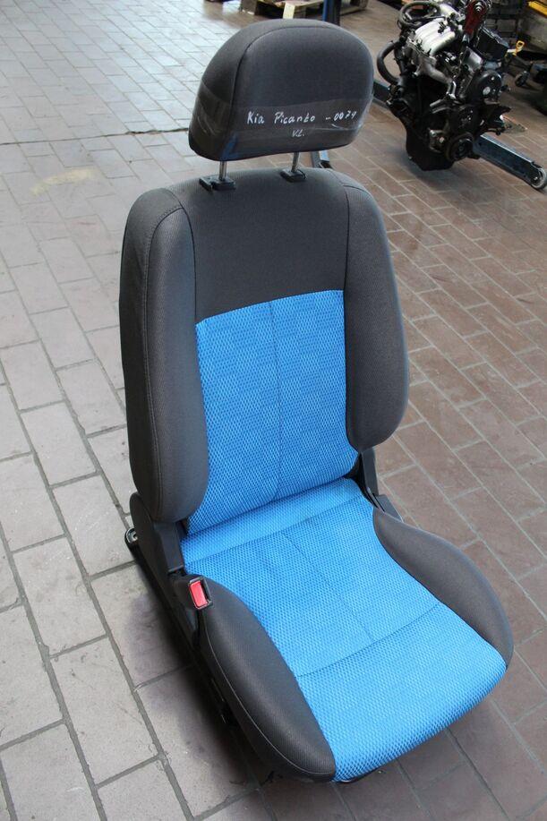 Foto: FAHRERSITZ / SITZ VORN LINKS eines Kia Picanto 1.1 GL