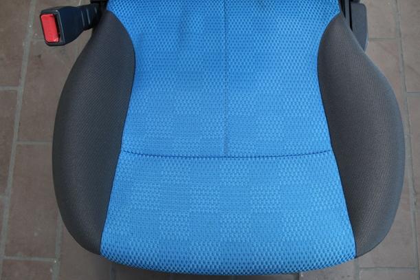 Foto: FAHRERSITZ / SITZ VORN LINKS eines Kia Picanto 1.1 GL