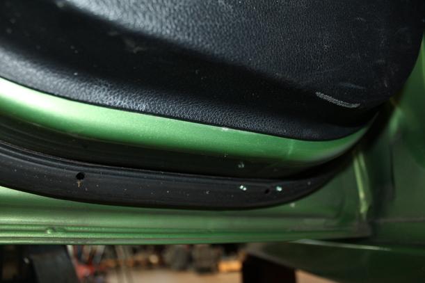 Foto: TÜR HINTEN LINKS eines Ford Fiesta 1.4 GL