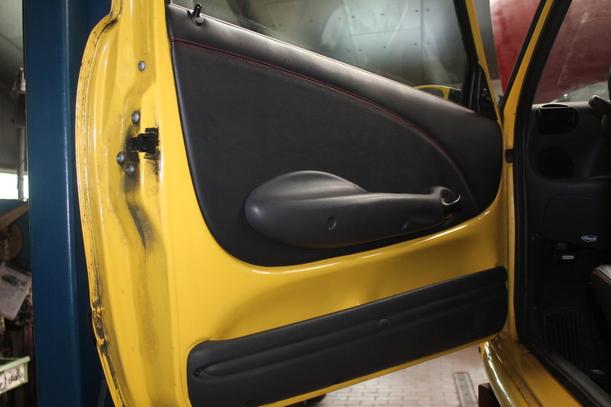 Foto: TÜR VORN LINKS eines Fiat Seicento 1.1 GL