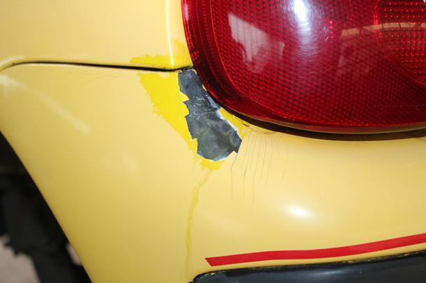 Foto: STOSSFÄNGER / STOSSSTANGE HINTEN eines Fiat Seicento 1.1 GL