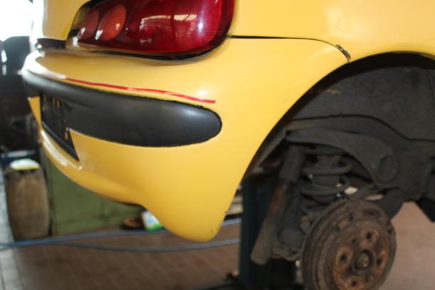 Foto: STOSSFÄNGER / STOSSSTANGE HINTEN eines Fiat Seicento 1.1 GL