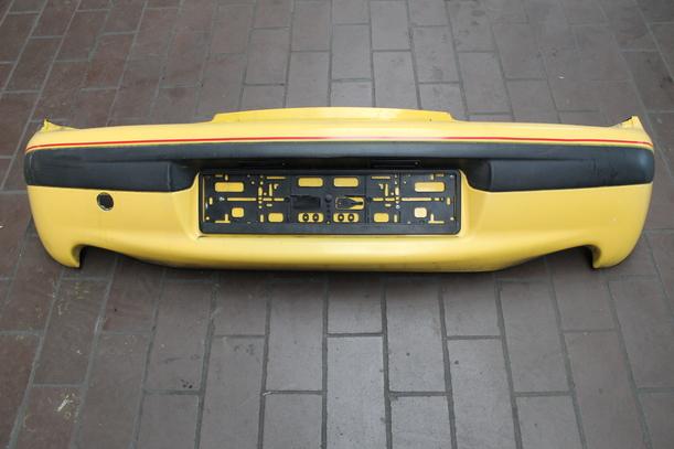 Foto: STOSSFÄNGER / STOSSSTANGE HINTEN eines Fiat Seicento 1.1 GL