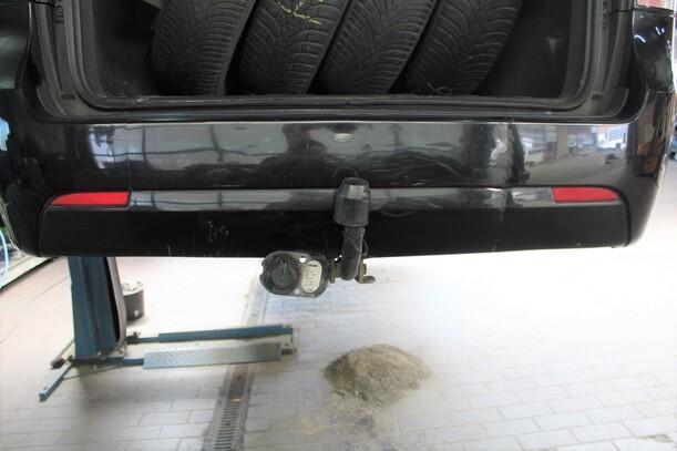 Foto: STOSSSTANGE / STOSSFÄNGER HINTEN  (AB 2008) eines Saab 9-3 1.9 TiD Sport Kombi DPF GL