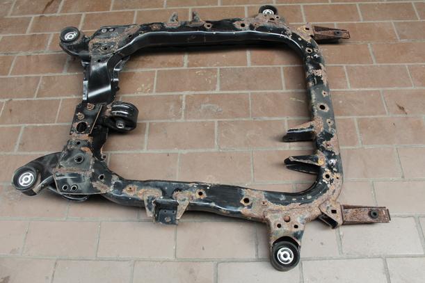 Foto: ACHSKÖRPER / ACHSE VORN eines Saab 9-3 1.9 TiD Sport Kombi DPF GL