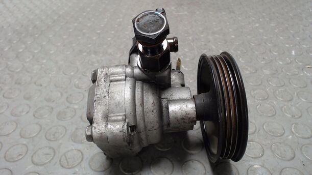 Foto: PUMEP SERVOLENKUNG / SERVOPUMPE eines Kia Picanto 1.1 GL