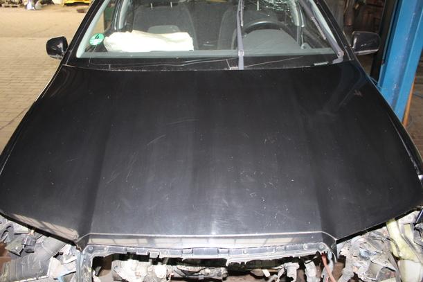 Foto: MOTORHAUBE (OHNE GRILL) eines Skoda Fabia 1.4 TDI Combi GL