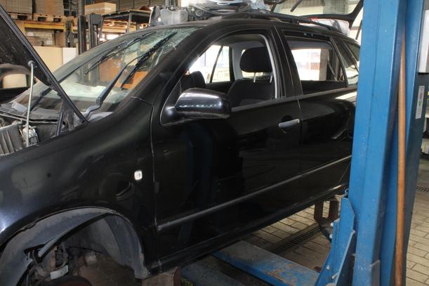 Foto: TÜR VORN LINKS eines Skoda Fabia 1.4 TDI Combi GL