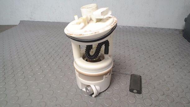 Foto: KRAFTSTOFFPUMPE eines Fiat Seicento 1.1 GL